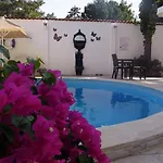 Отель Carikci