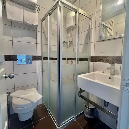 Carikci Μαρμαρίς