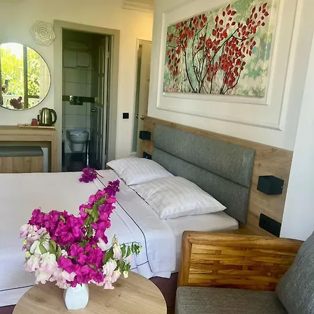 Carikci 2* Μαρμαρίς