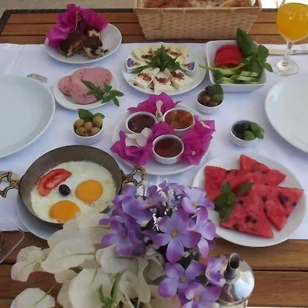 Carikci Μαρμαρίς