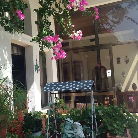 Hotel Carikci 2*