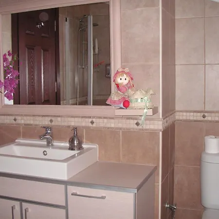 Carikci マルマリス